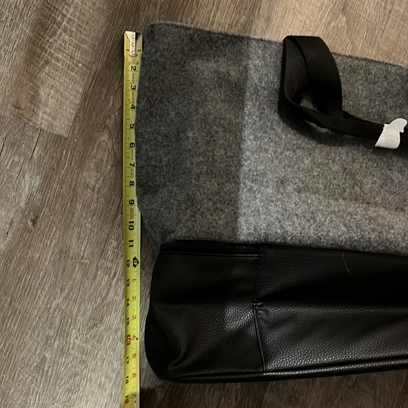 Large Tote - Picture 8 of 9